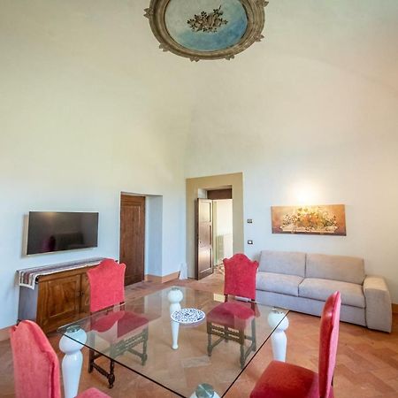 Historical Renaissance Palace Montepulciano Bagian luar foto