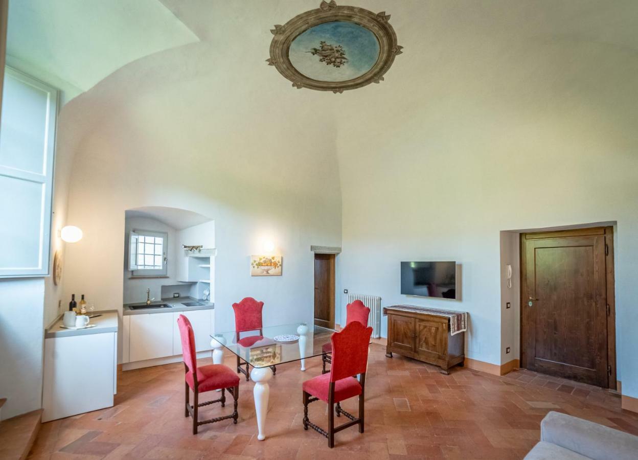 Historical Renaissance Palace Montepulciano Bagian luar foto