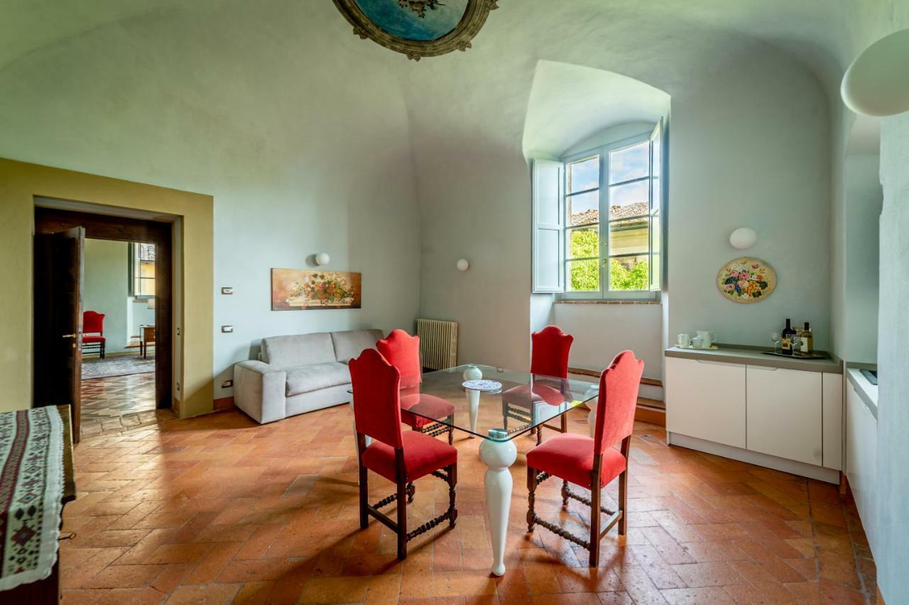 Historical Renaissance Palace Montepulciano Bagian luar foto