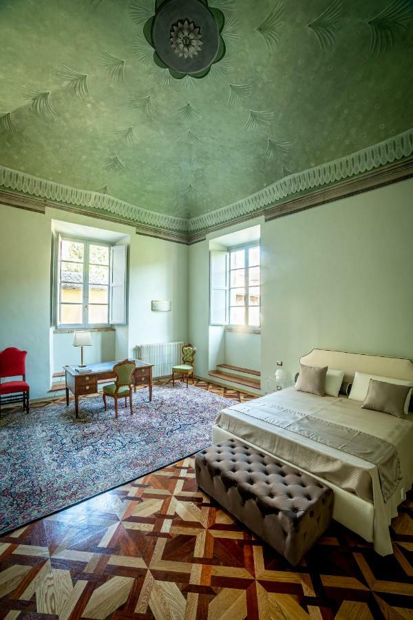 Historical Renaissance Palace Montepulciano Bagian luar foto